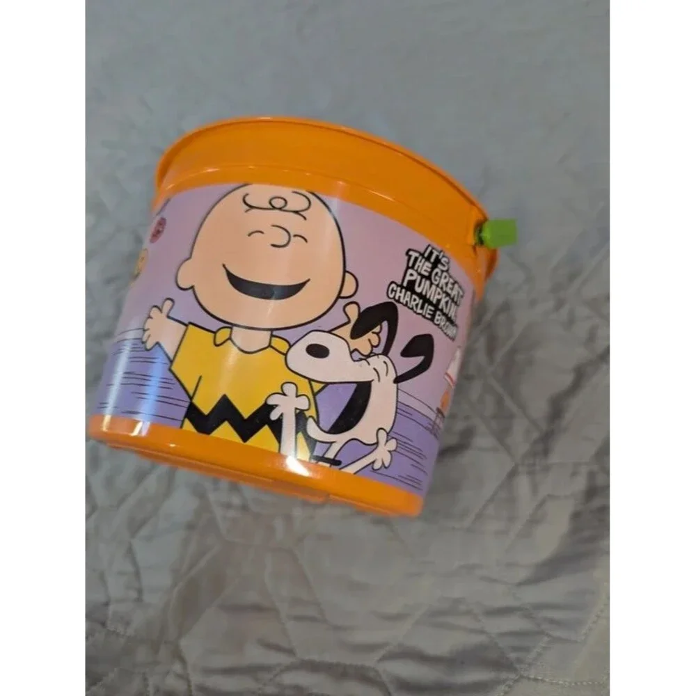 2016 McDonald's Peanuts It's The Great Pumpkin Charlie Brown Halloween Bucket
